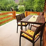 Vikendica Wooden House 